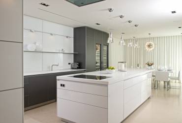 03 - Taylor Interiors expensive modern bespoke kitchen Andratx Mallorca