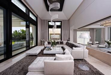05 - Taylor Interiors chic living room Marbella