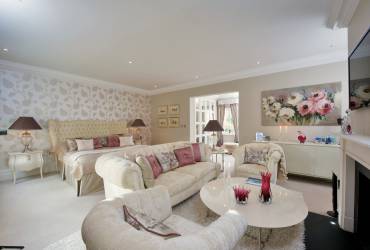 4-Ascot-interior-design-bedroom-taylor-interiors