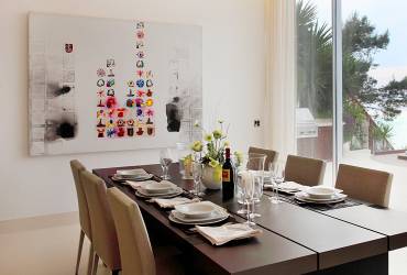 5.Villa_Arlet_Kitchen-Dining-table