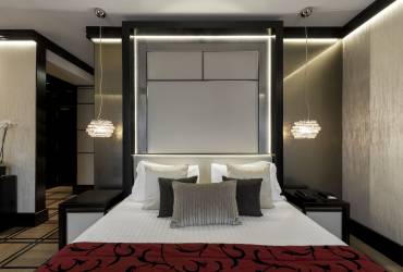 Carlton hotel. Luxury bedroom.