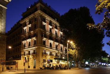 Regina Hotel Baglioni. Impressive interior design. 