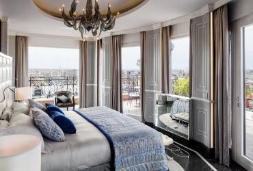 Luxury Roman penthouse, exclusive suit at Baglioni Hotel 