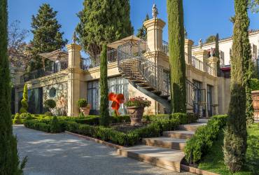 Villa Gallici. Luxury interior design. 