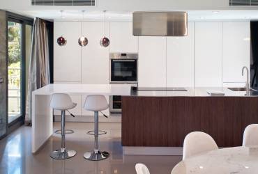Villa Alexandra. Modern kitchen. 