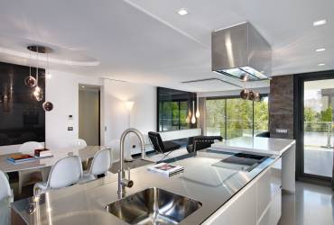 Villa Alexandra. Contemporary kitchen.