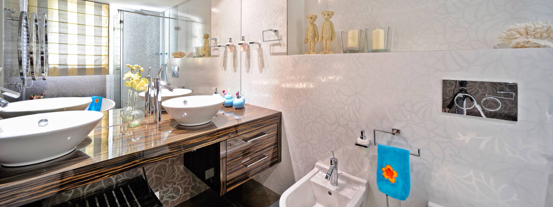 Luxury Contemporary Bathroom