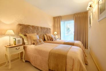 Luxury bedroom, Yvette Taylor London