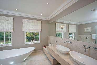 Contemporary Villa. Modern classical bathroom.