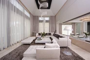 Contemporary exquisite Villa. Luxury living room. Taylor interiors.