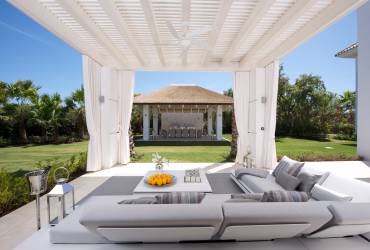 Contemporary Holiday Villa. Luxury garden. Taylor interiors.