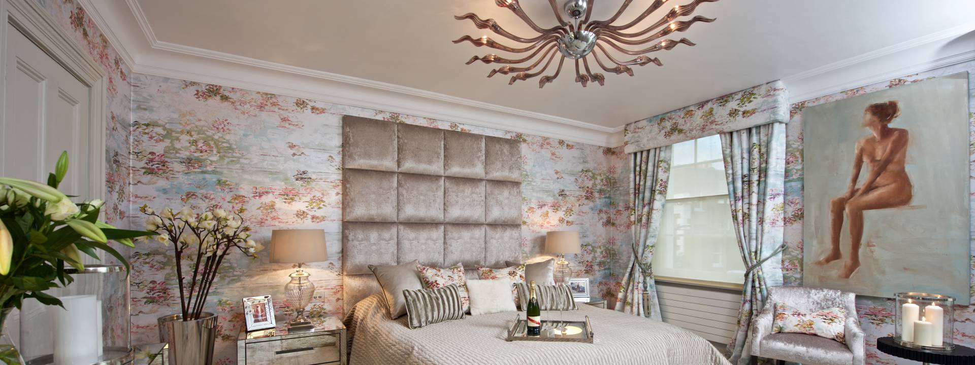 Exquisite Town-house.  Luxury bedroom. Taylor Interiors.