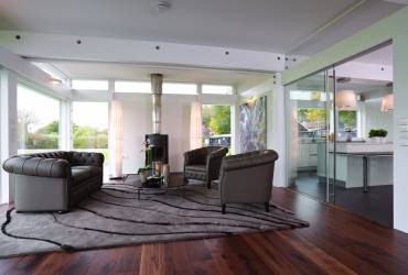 3-Modern-country-house-Farnham-UK-Taylor-Interiors