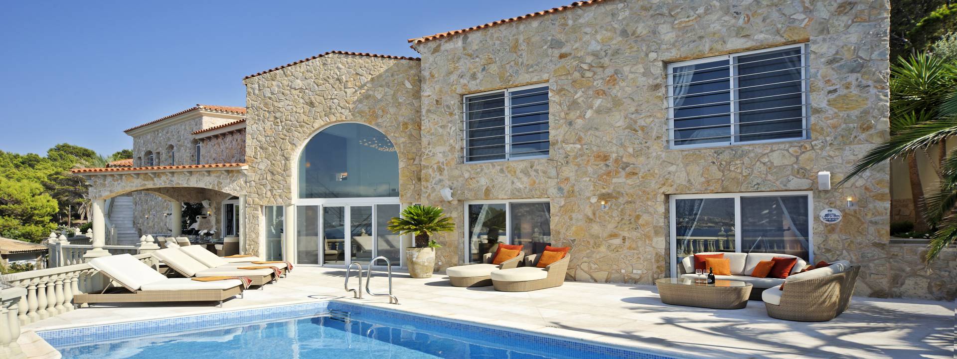Luxury-Contemporary-house-Mallorca-Taylor-Interiors