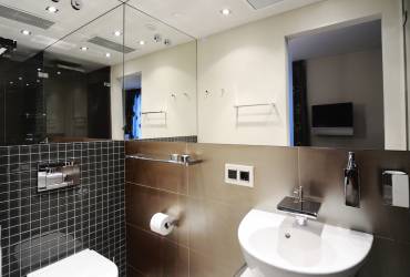 14-Modern-penthouse-Battersea-London